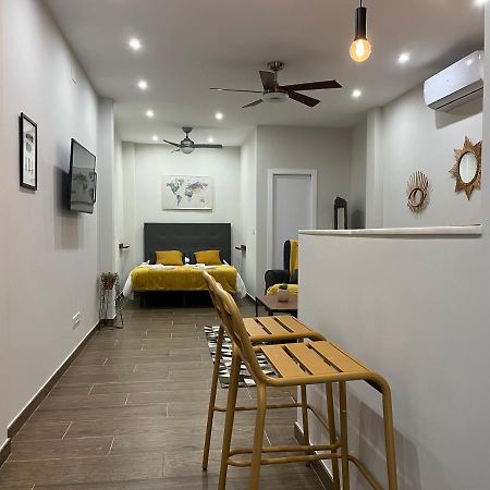 Acogedor Apartamento En La Buhaira Séville Extérieur photo